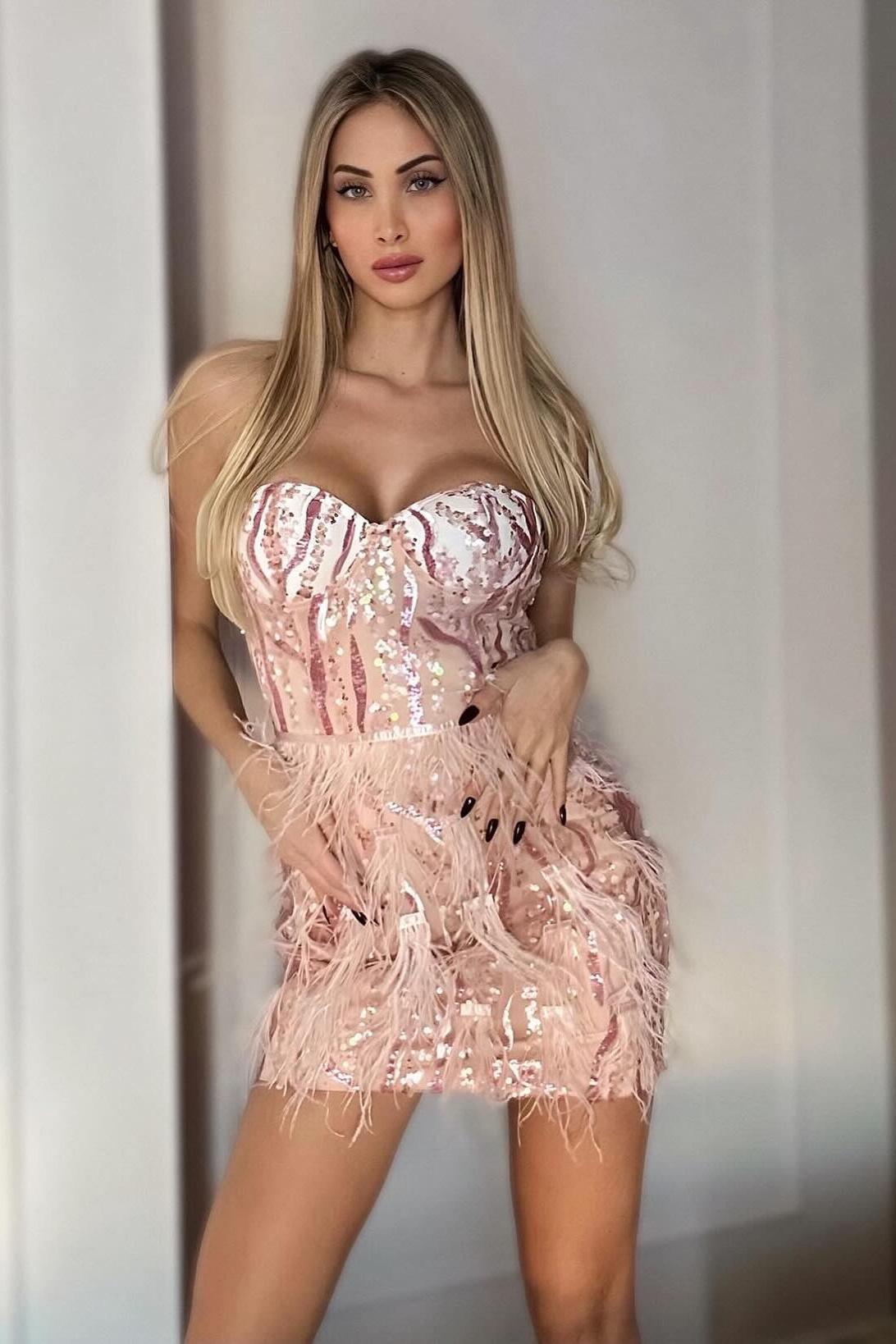 Проститутка Питера Маша с 1 размером груди предлагает интим услуги у метро Маяковская  +7(911)263-24-01 - фото 2