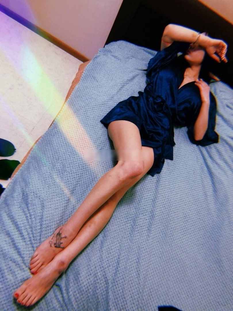 Проститутка Питера Люда с 2 размером груди предлагает интим услуги у метро Горьковская  +7(981)809-84-20 