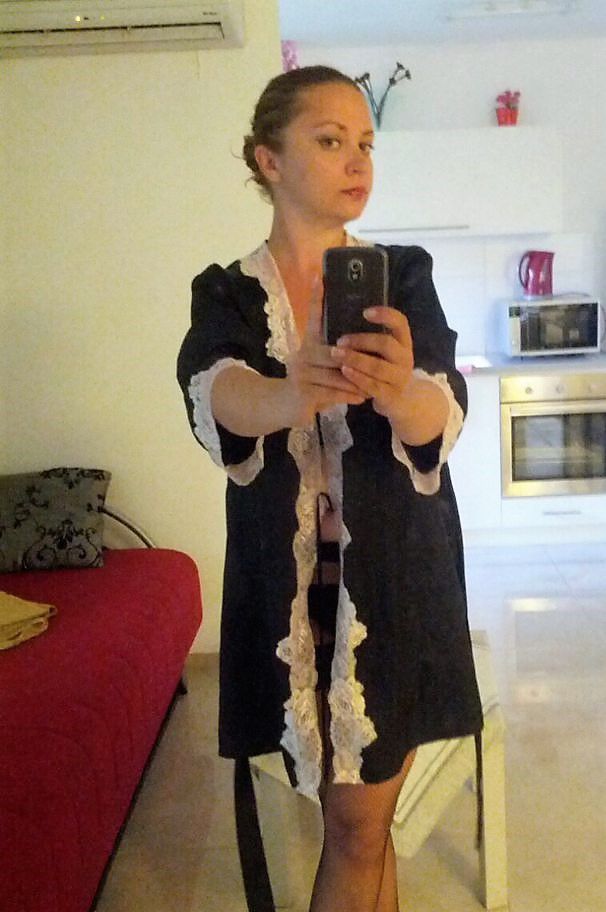 Индивидуалка Питера Карина с 4 размером груди предлагает интим услуги у метро Парк Победы  +7(911)830-07-53 