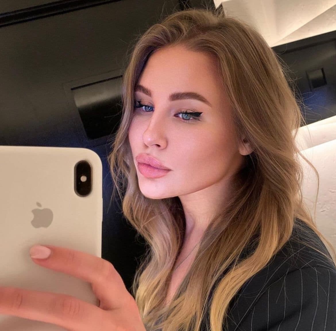 Проститутка Питера Аня  с 5 размером груди предлагает интим услуги у метро Московская  +7(981)214-21-80 - фото 2